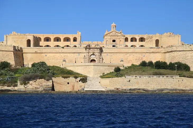 Fort Manoel