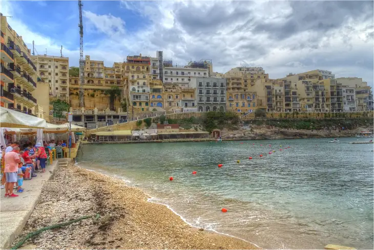 Xlendi Bay